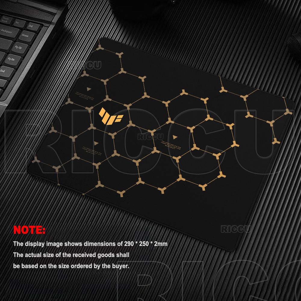 Desk Setup Black And White - Tapis de souris hexagonal TUF Gaming