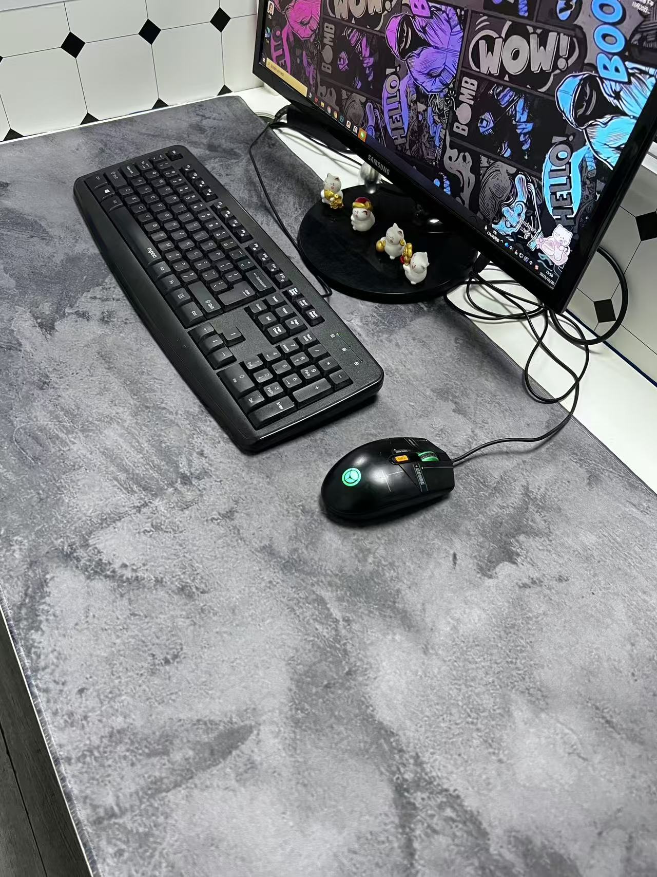 Grand tapis de souris en marbr - Desk Setup Grey avis et prix